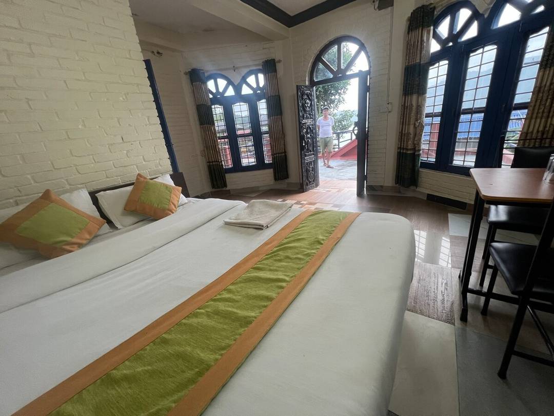 Jirekhurasani Restaurant and Guesthouse — photo