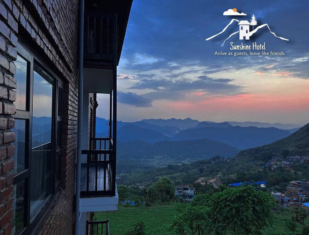 Sunrise Views & Local Breakfast at Hotel Sunshine — photo