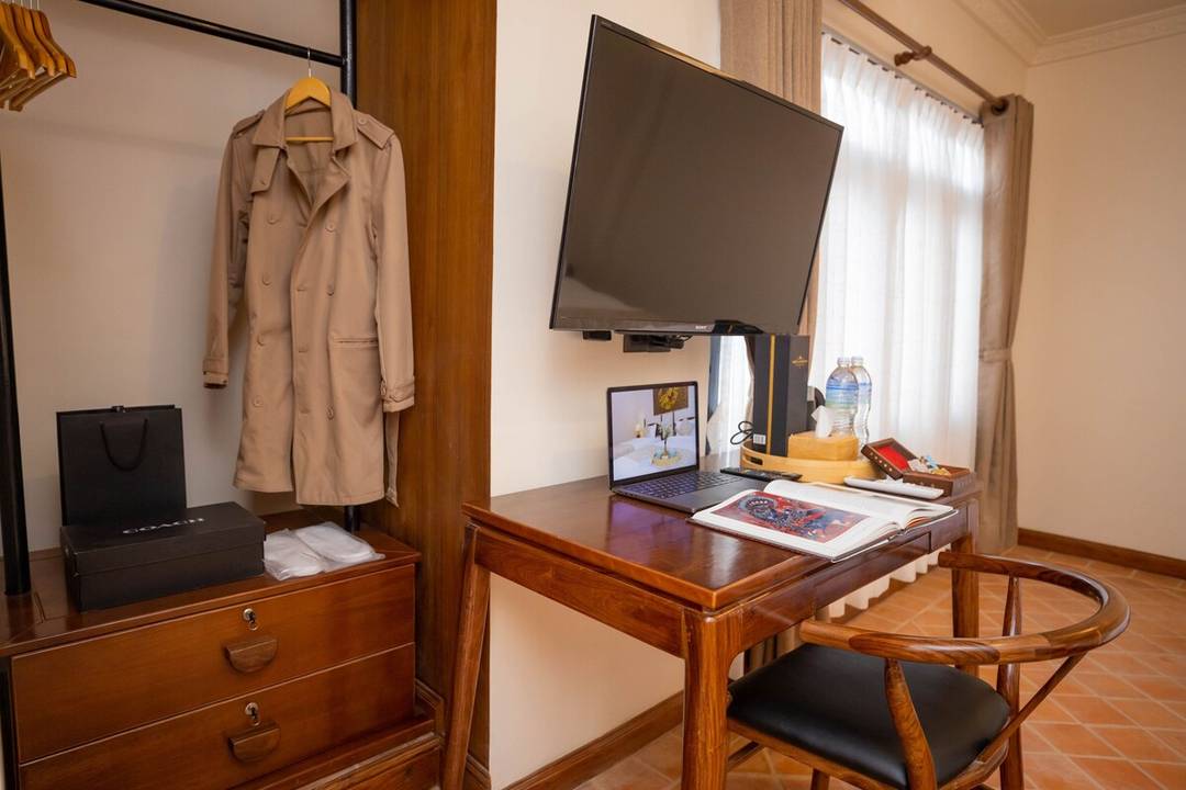 SUPER HOST | Large Tibetan Suite Room & Breakfast! — photo