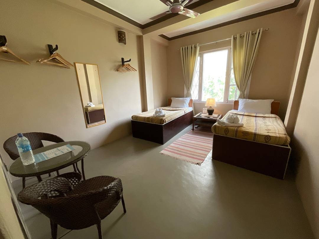 New Hotel Castle / Twin Room — photo