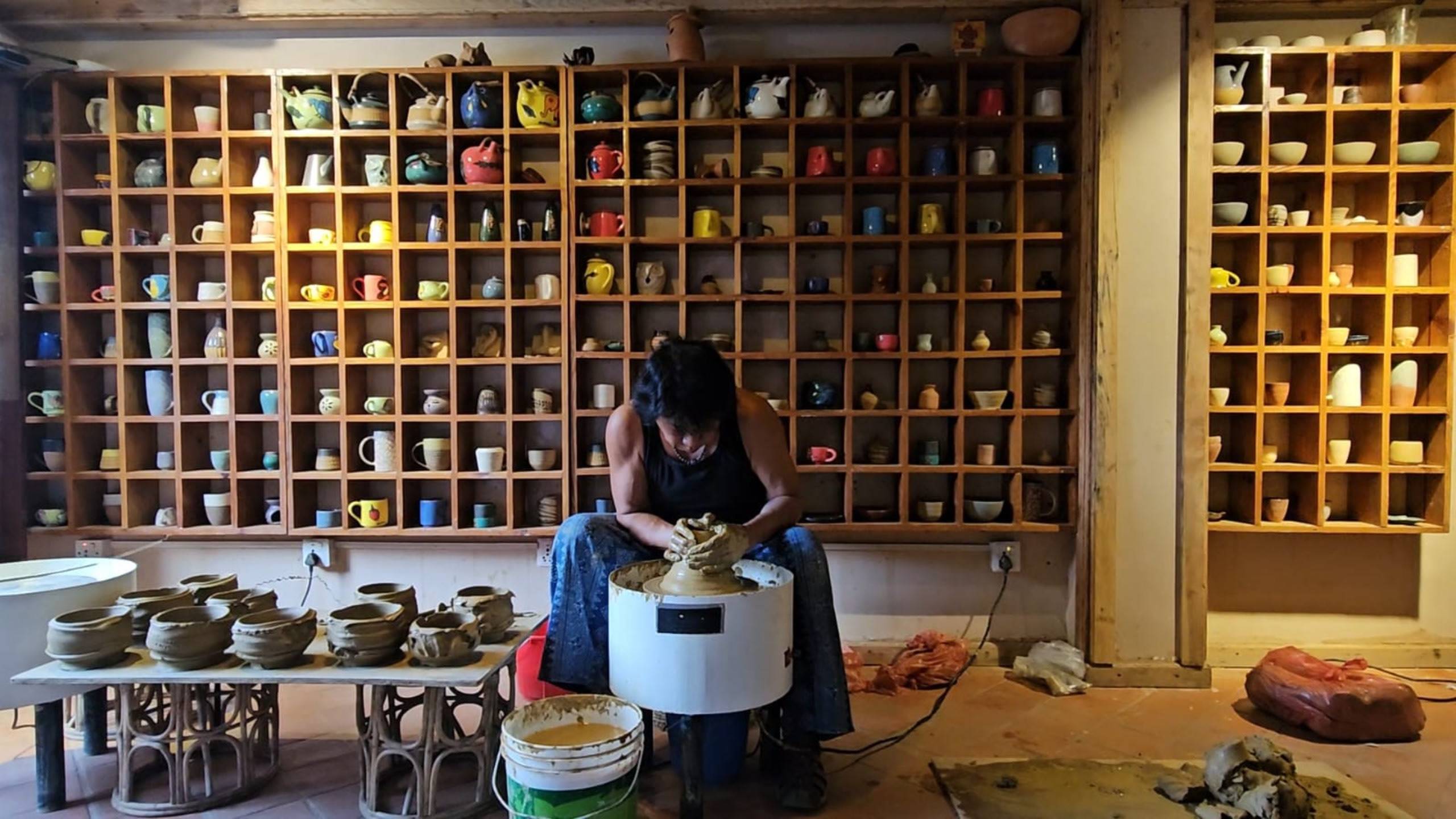 Kathmandu: Experiential Day with Pottery, Local Lunch & Folk Music