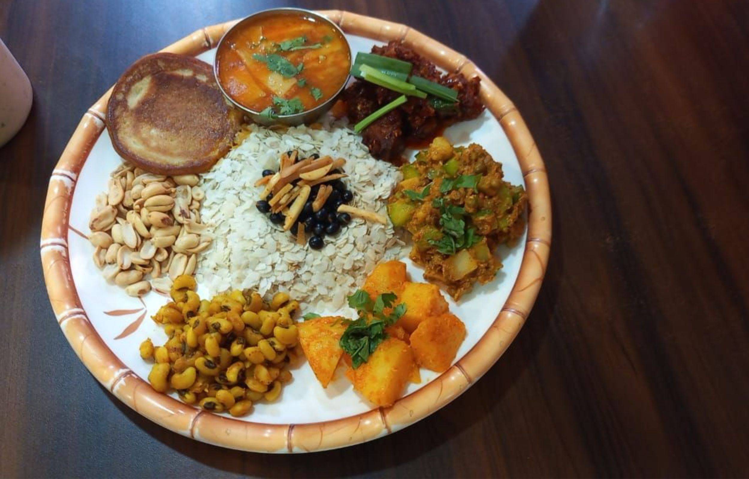 Cash Less Kathmandu Heritage Tour With Local Food Hunt