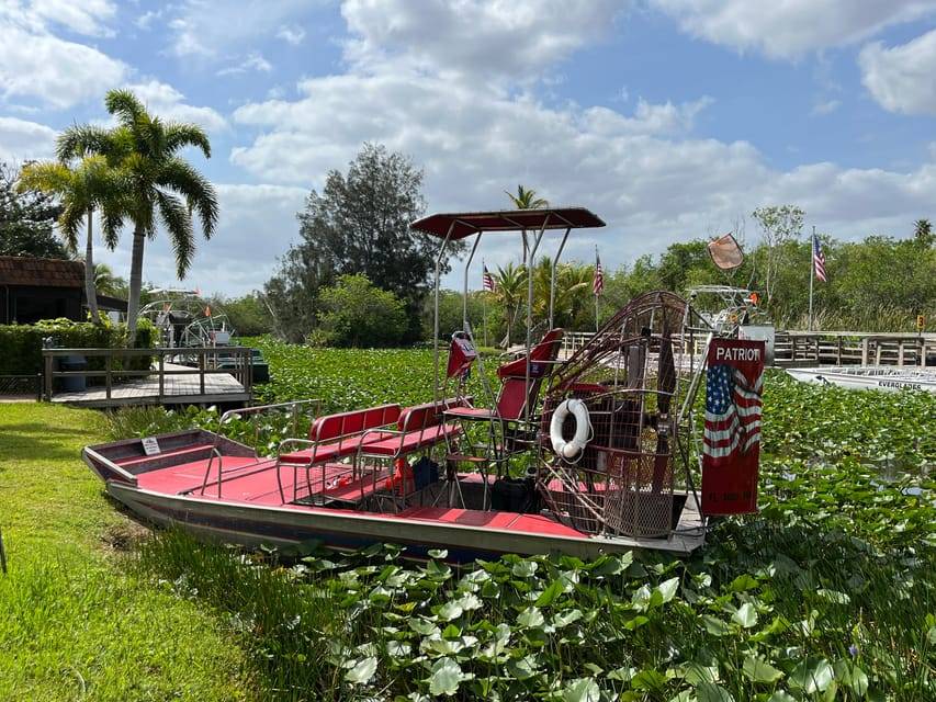Miami: Private Everglades Tour in French in a Convertible Mustang
