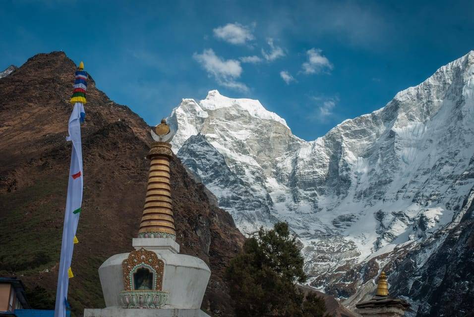 Everest Base Camp off the Beaten Path with Gokyo Trek