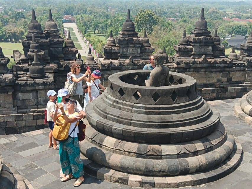 Yogyakarta:Prambanan & Borobudur Day Tour climbUp Guaranteed
