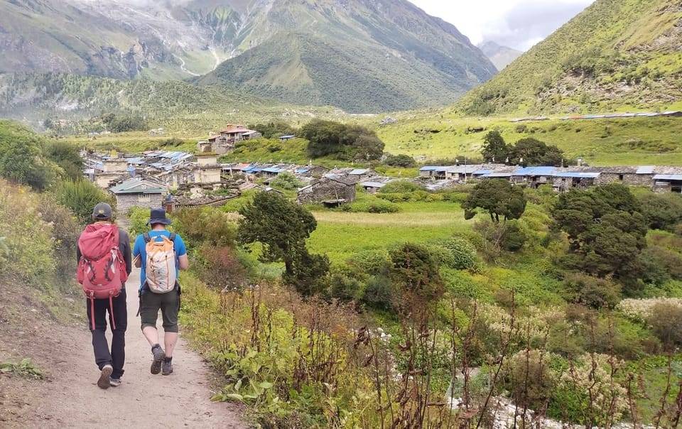 Manaslu Trek: 14-Day Adventure with Gyachung Peak Viewpoint