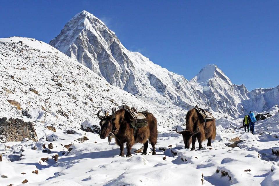 Everest Base Camp Trek from Jiri – 21 Days
