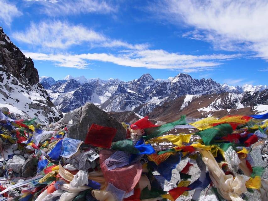 Everest High Altitude Transverse – Two High Passes – 21 Days