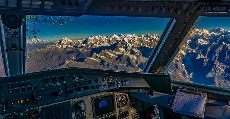 Private Everest Helicopter Tour with Mountain Breakfast