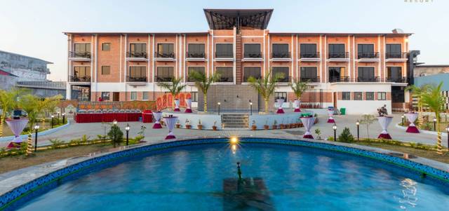 Chitwan Midtown Resort — hotel in Bharatpur