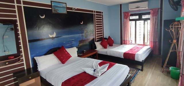 Hotel Middle way — hotel in Pokhara