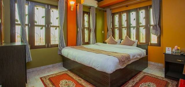 Hotel Park Treasure — hotel in Sauraha