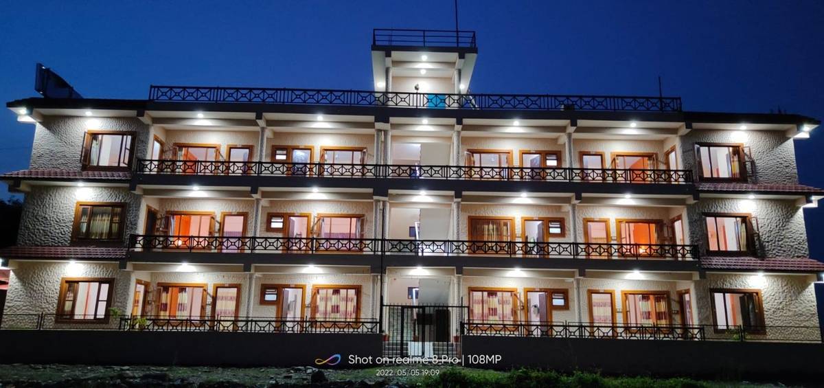 The Park Century Hotel Location Guide: Stay Near central Sauraha