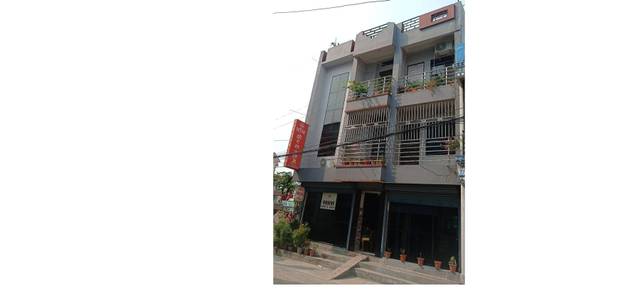 Yahvi Hotel And Lodge — hotel in Damak
