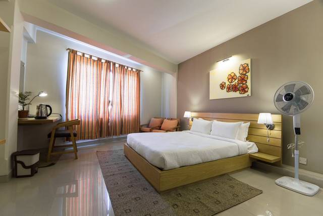 ROOM 102 - URBAN RETREAT STUDIO APARTMENT