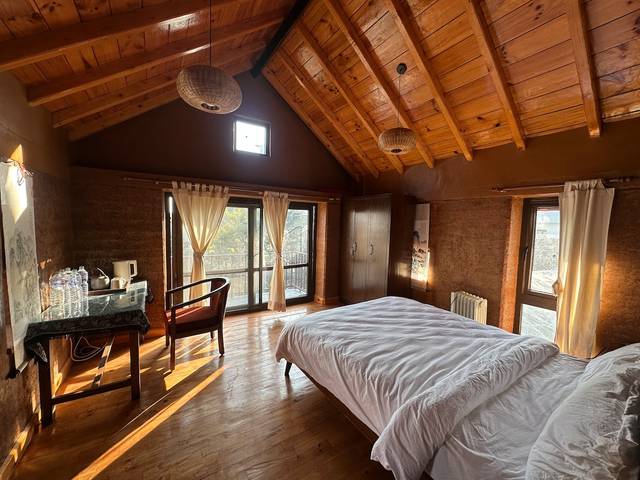 Luxury farm house near national park double room