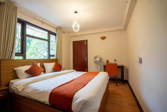 Couple Deluxe Room- Pala Hotel with breakfast