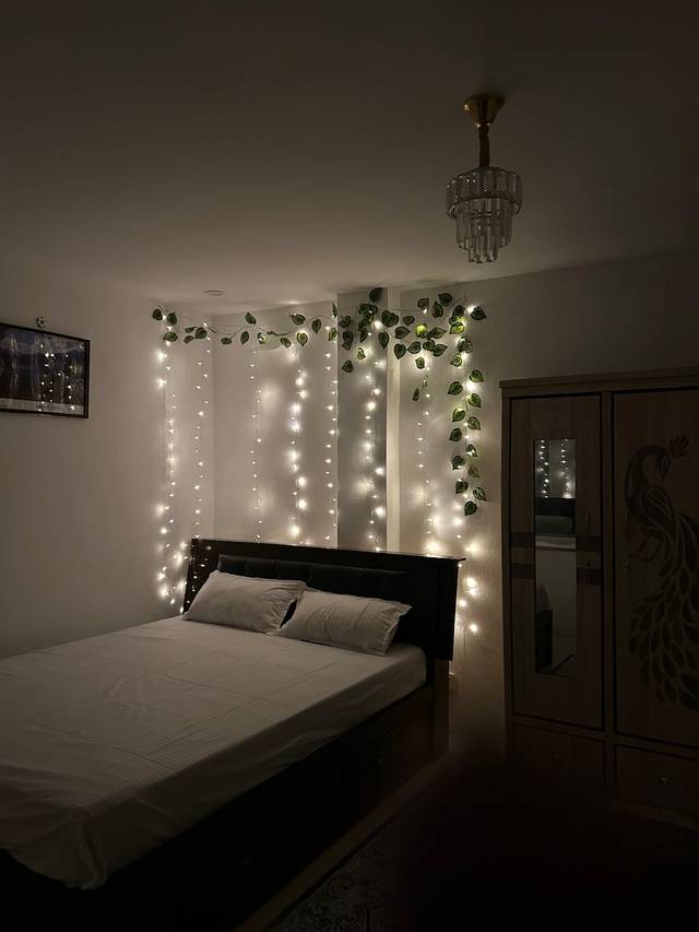 Cozy Room with Stunning Nightview Rooftop!