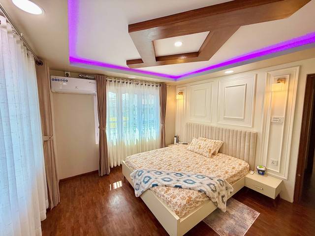 Serene Nepali Retreat in a Peaceful Setting