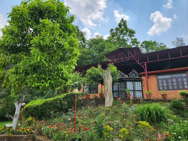 Shangrilla Farmhouse Matatirtha