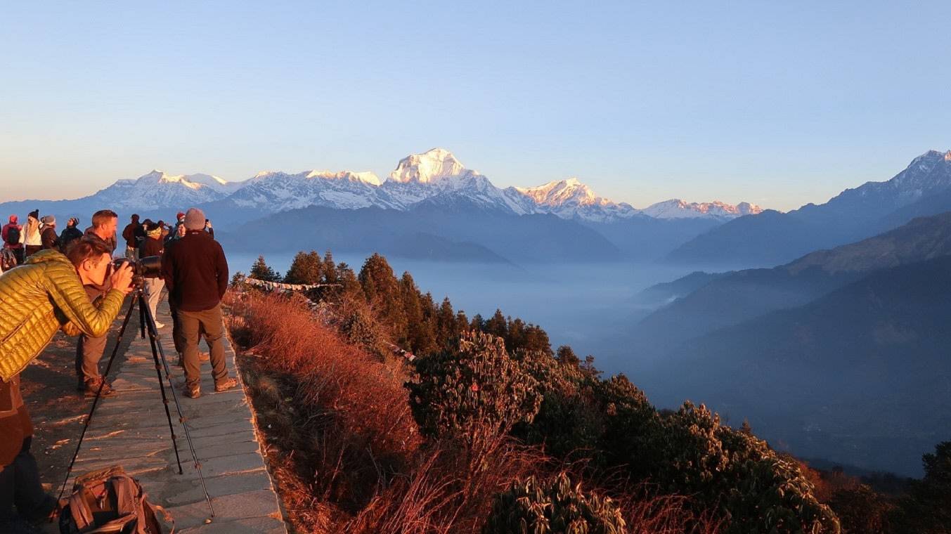 Himalayan Sunrise: 3-Day Ghorepani & Poon Hill Trek with Guide