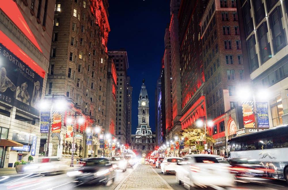 6-Day East Coast Tour from New York with Stay at the EWR Hotel: Philadelphia, Washington D.C., Niagara Falls and Boston | JFK/LGA Airport Pick-up