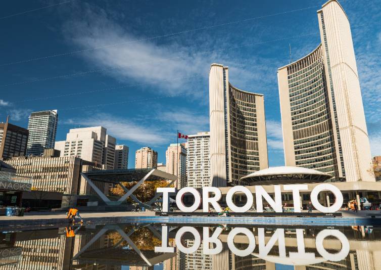 【Fairmont Château Stay】3-Day Eastern Canada Tour from Toronto·+CAD1 Upgrade to Niagara Falls Day Trip | Visit Montreal, Ottawa, Quebec City & Thousand Islands