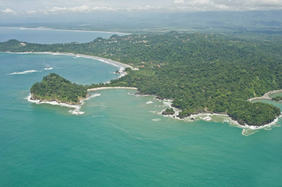 9-Day Natural Highlights of Costa Rica Tour from San Jose: La Fortuna, Monteverde and Manuel Antonio National Park | Small Group Tour