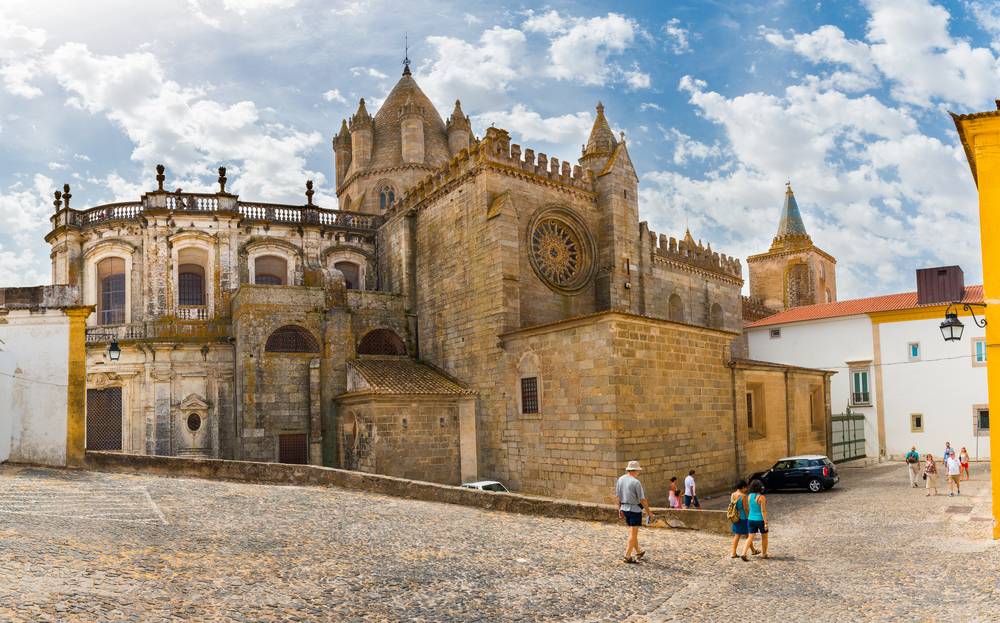 8-Day Discover Portugal Tour from Lisbon: Évora, Coimbra and Porto | Small Group Tour