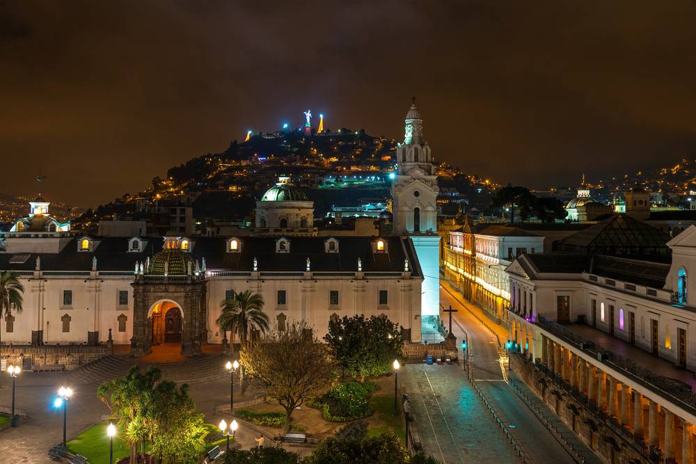 9-Day Ecuador: Amazon, Hot Springs & Volcanoes Tour from Quito: Otavalo, Papallacta, Tena and Baños | Small Group Tour