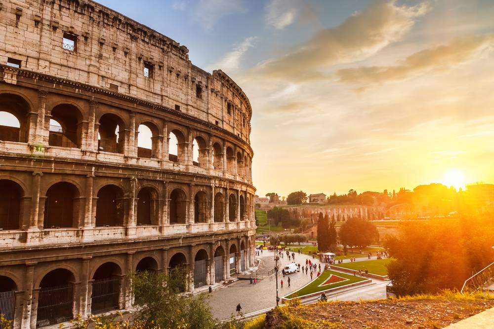 11-Day Western and Southern Europe Tour from Paris to Frankfurt: Rome | Venice | Milan