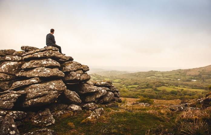 [16 Pax] 5-Day Devon and Cornwall Tour from London: Tintagel Castle, Stonehenge, St Ives, St Michael’s Mount, Falmouth & Glastonbury Tor