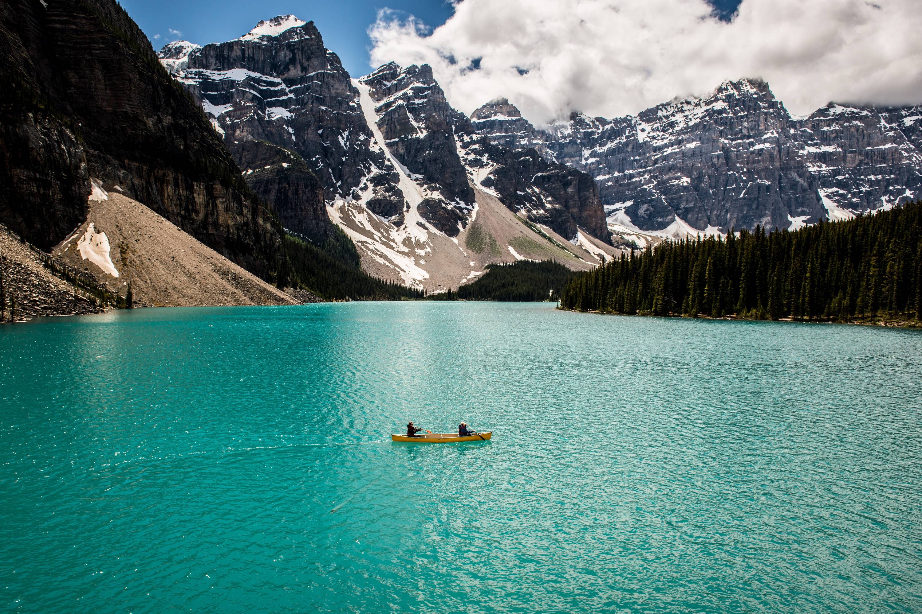 3-Day Canada Classic Summer Tour from Calgary: Banff, Johnston Canyon and Columbia Icefield | Free Airport Pick-up/Drop-off Service