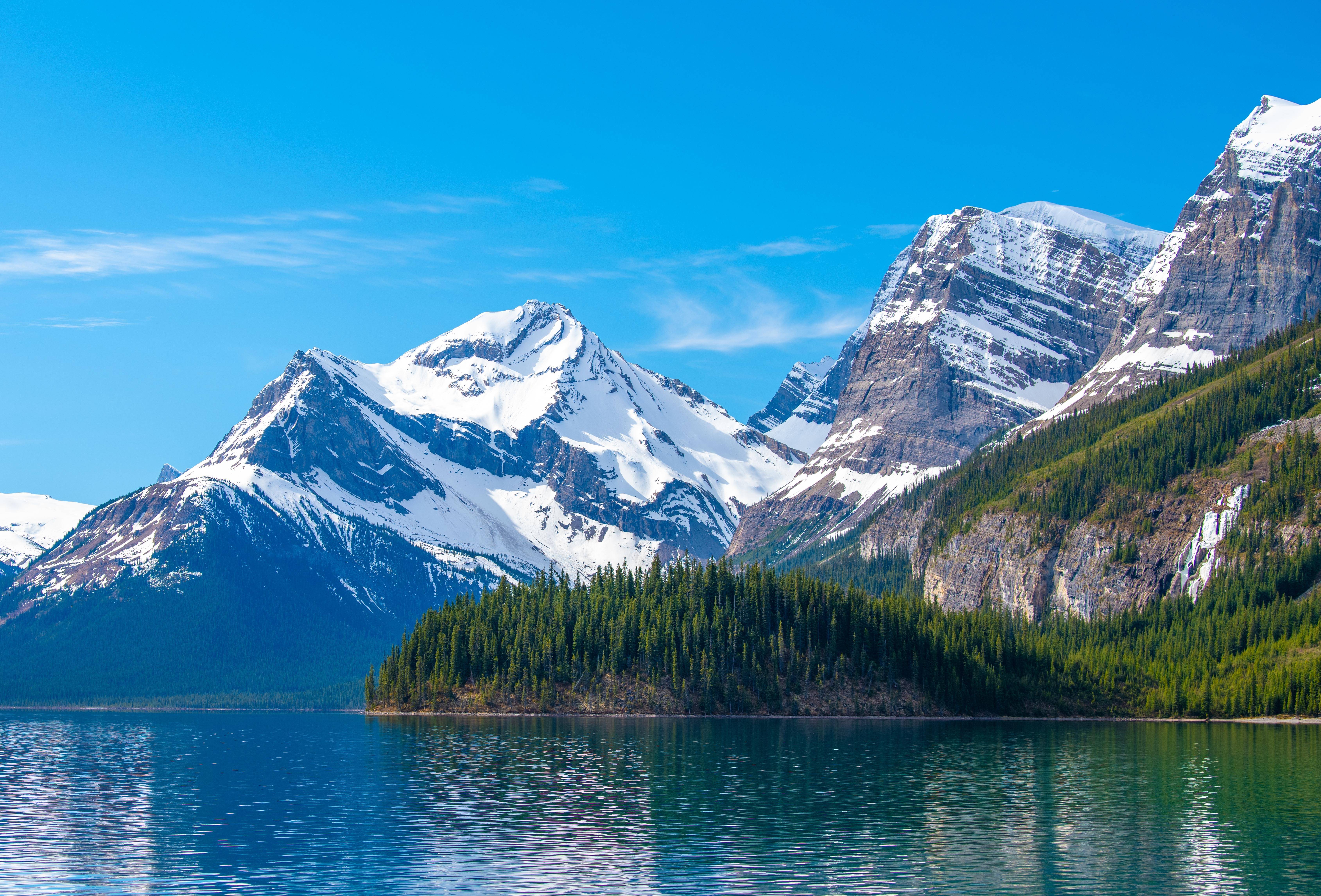 3-Day Canada Summer Tour from Calgary·Banff, Jasper, Columbia Icefield, Peyto Lake, Maligne Lake &  Athabasca Falls | Free Airport Pick-up/Drop-off Service