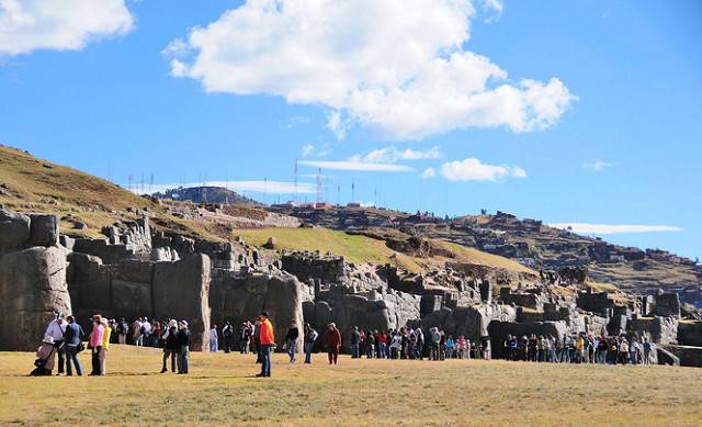 7-Day Inca Adventure Tour from Cusco: Ollantaytambo and Aguas Calientes | Small Group Tour
