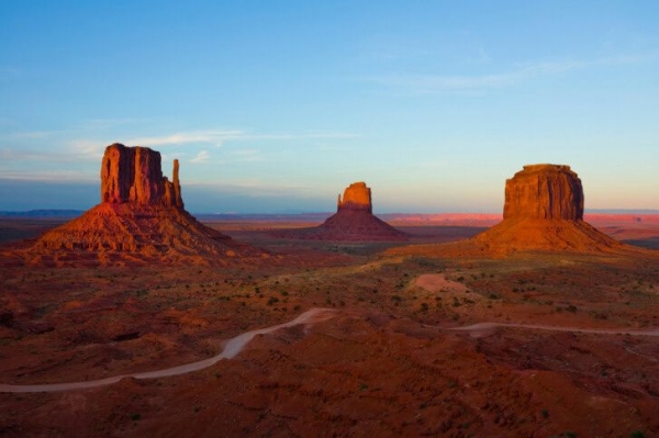 All-Inclusive | 3-Day US-West Bus Tour from Las Vegas: Sedona, Monument Valley and Antelope Canyon 
