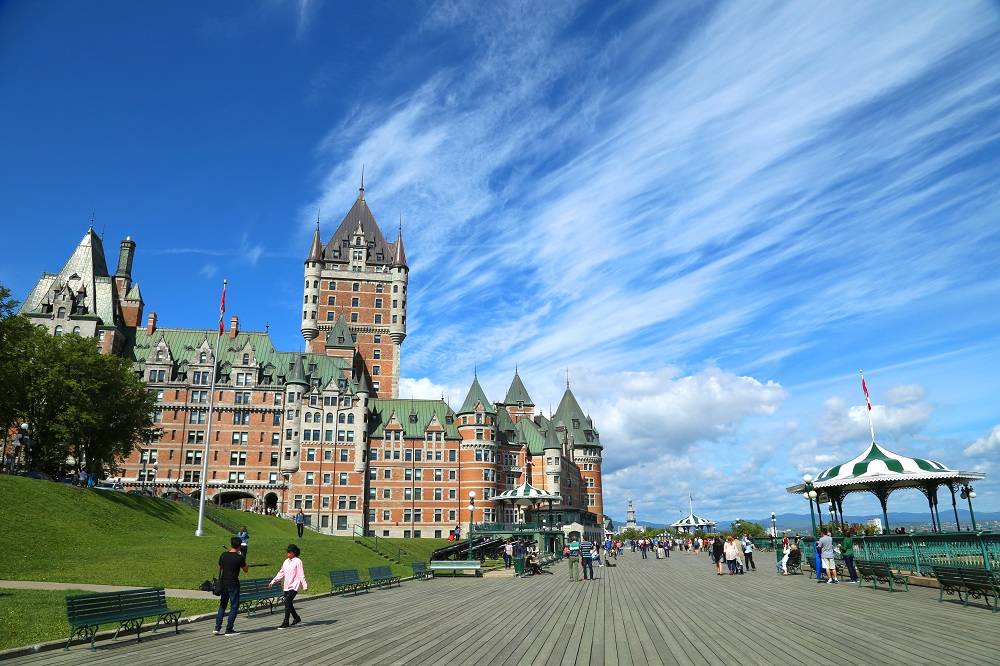 9-Day Canada East and Maritimes Tour: Thousand Islands, Ottawa, Montreal, Toronto, Niagara Falls - Upgraded Hotel in Quebec