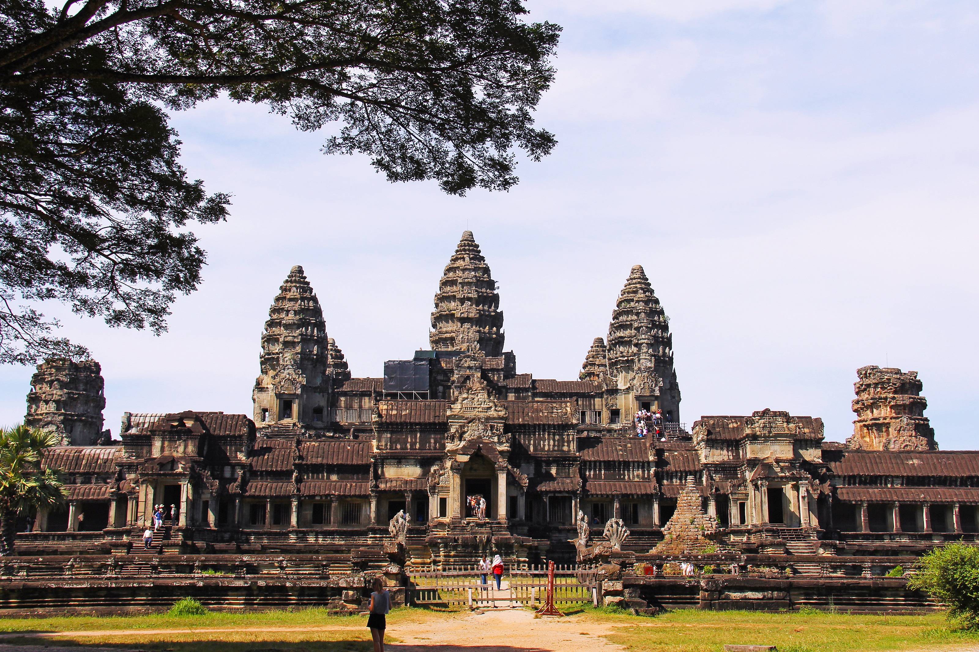 【Family Adventure】13-Day Southeast Asia Family Journey from Hanoi: Ninh Binh, Hue, Hoi An, Ho Chi Minh City and Siem Reap | Vietnam to Cambodia | Small Group Tour