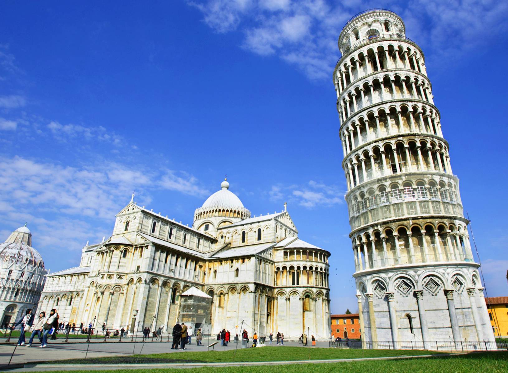 12-Day 7 Countries Europe Escape Tour from Rome to Venice, Munich, Amsterdam, Paris, Tuscany, Pisa and Florence | Free Day in Paris, Swiss Alps and Rome | Vegetarian Friendly