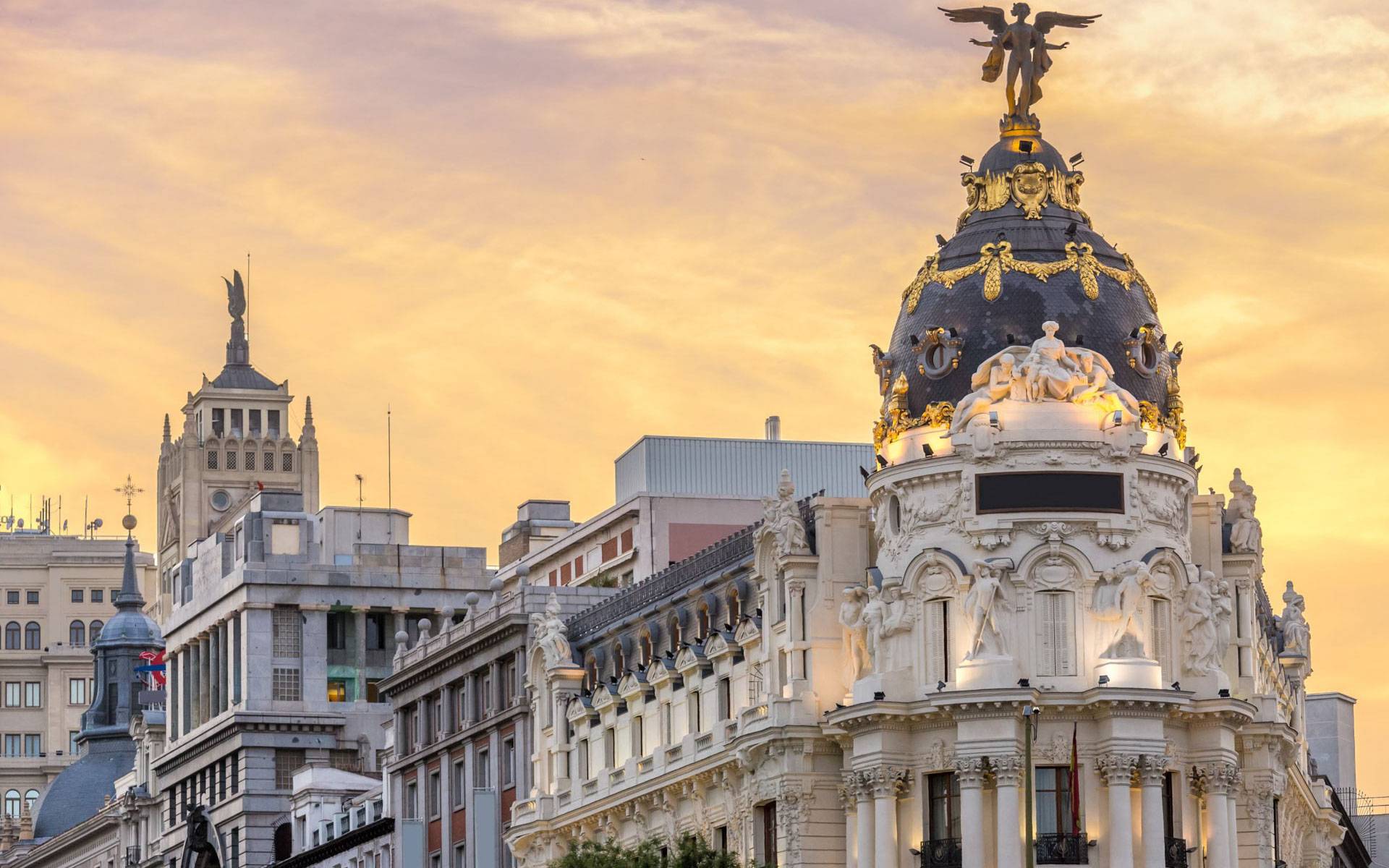 7-Day Guided Tour of Madrid & Barcelona | Ticket Admission Included | High Speed Train from Barcelona to Paris Inlcuded