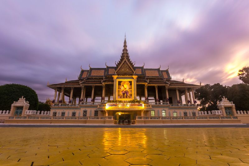 5-Day Vietnam & Cambodia Tour: Ho Chi Minh City to Phnom Penh