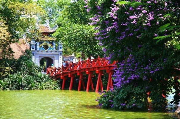5-Day Vietnam & Cambodia Tour from Hanoi