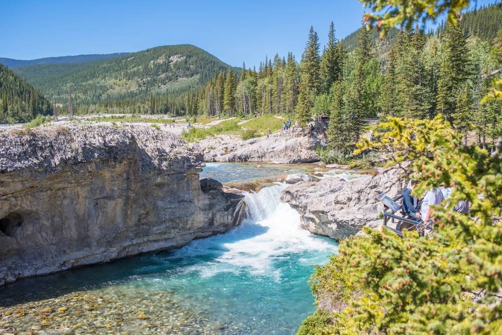 4-Day Canadian Rockies Tour from Calgary/Banff·Lake Louise, Moraine Lake, Columbia Icefield & Icefields Parkway, Banff & Jasper National Parks | Stay in Banff & Jasper Towns