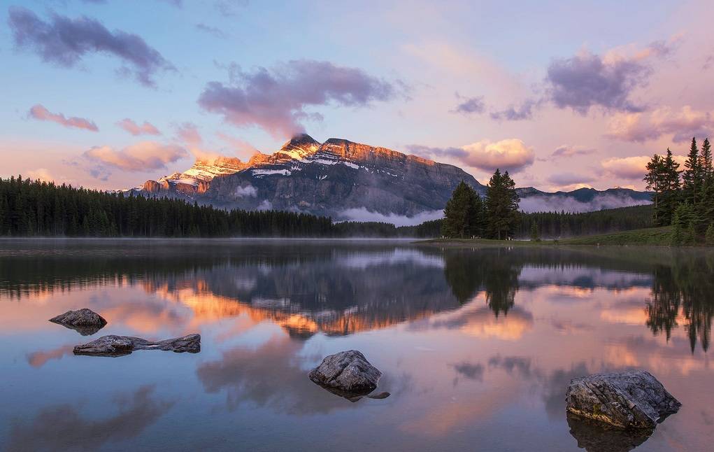 2-Day Canadian Rockies Summer Special Tour from Calgary/Banff: Banff National Park and Columbia Icefield