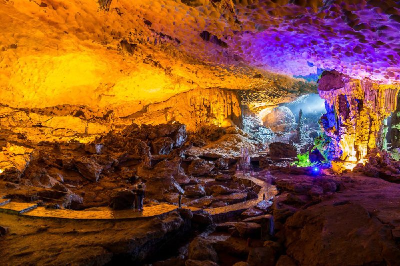 12-Day Colorful Vietnam Tour From Ho Chi Minh City to Mekong Delta, Halong Bay, Sapa & Hanoi