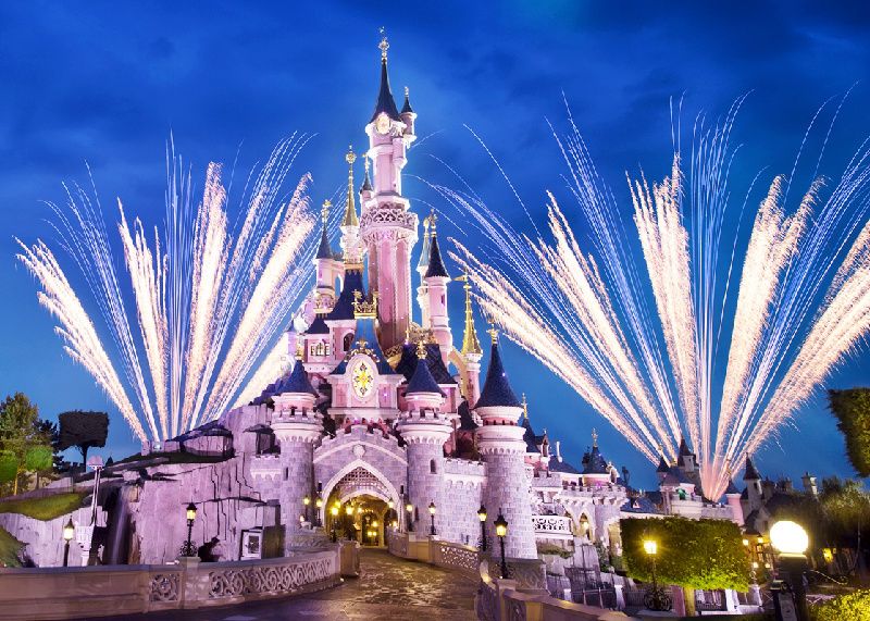 9-Day Europe Tour from London: Lake Titisee, Rhine Falls, Mt Titlis, Eiffel Tower and Disneyland Paris | All-Inclusive Tour