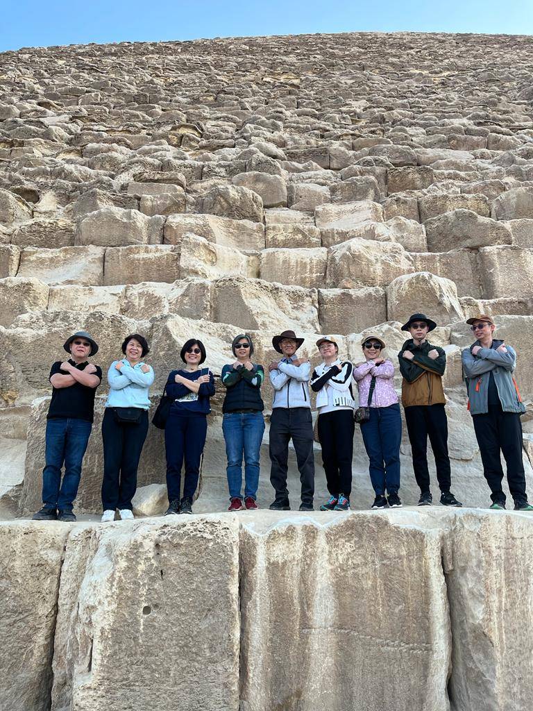 9-Day Egypt Overland Tour from Cairo: the Pyramids & Sphinx, the Valley of the Kings, the Temples of Karnak & Luxor, the Temples on the Nile and Abu Simbel Temples**Entry Fee and Meal Included****Multi-language Available**