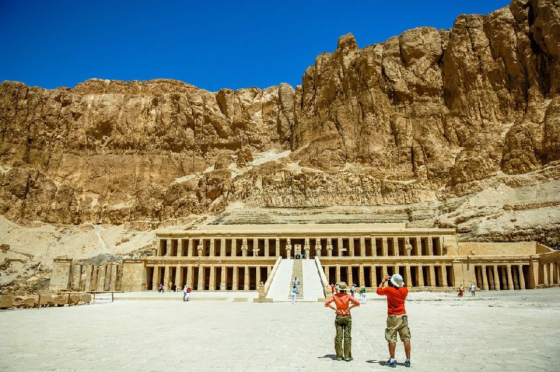 6-Day Egypt Explorer Tour from Cairo: Great Pyramids of Giza, Karnak Temples, Valley of the Kings & Cairo’s Old City