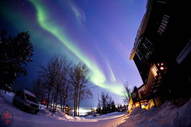 4-Day Tour from Yellowknife: Aurora Viewing, Dog Sledding, Ice Fishing, City tour | 3 Chances for Aurora Viewings | Minimum of 2 Persons | Daily Departure |