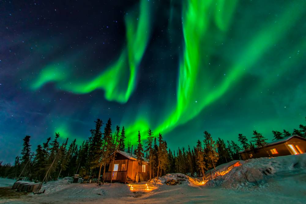 【Aurora viewing】4-Day Northern Lights Tour from Yellowknife: Free Hotel Choice | 3-Night Aurora Viewing, City Tour | Choose Favorite Optional Activities | Departure Guranteed